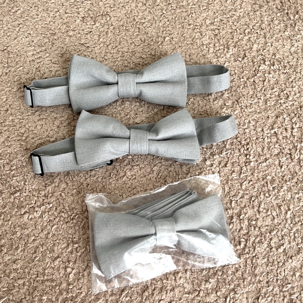 Light grey linen adult bow ties
